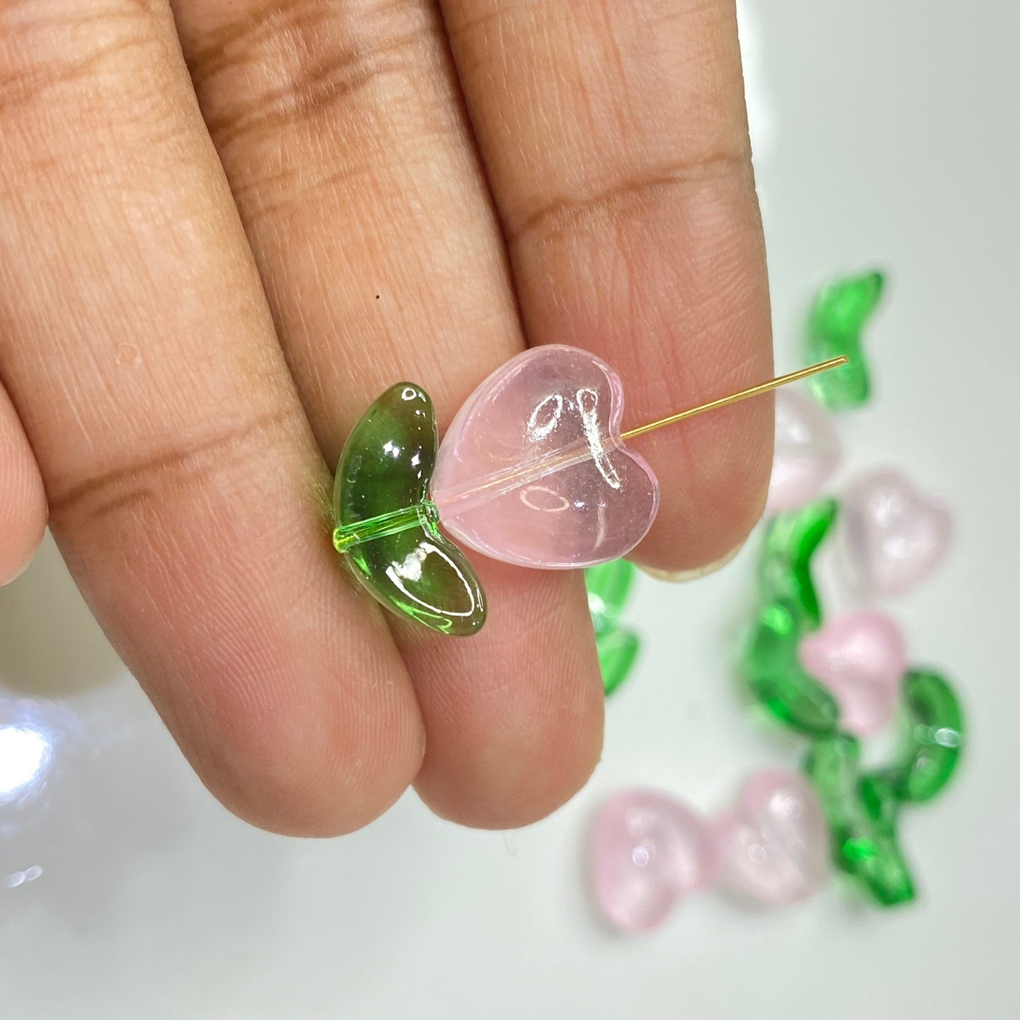 GB611 light pink heart glass flower bead