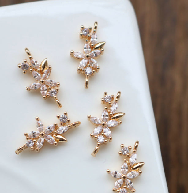 SS 408 zircon Flower gold plated Connector - per piece- anti tarnish