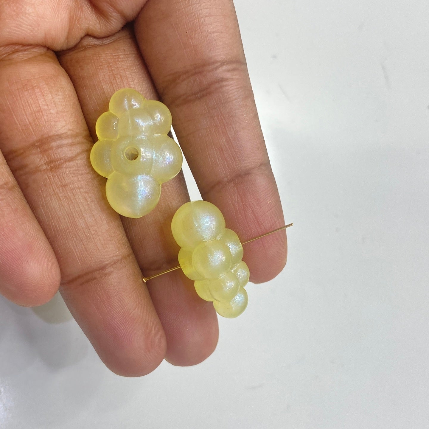 BBB 181 (B) yellow pearly cloud bead (1PC)