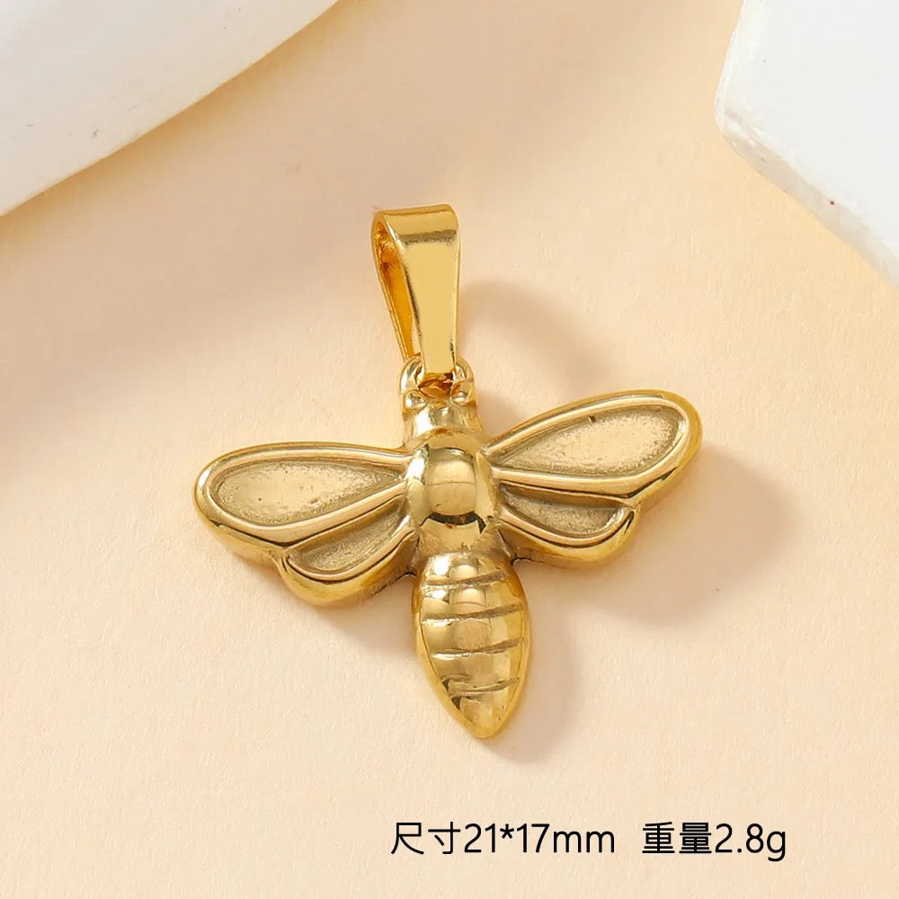 SS 1934 Bee Stainless steel charm ( 1 pc ) Anti tarnish