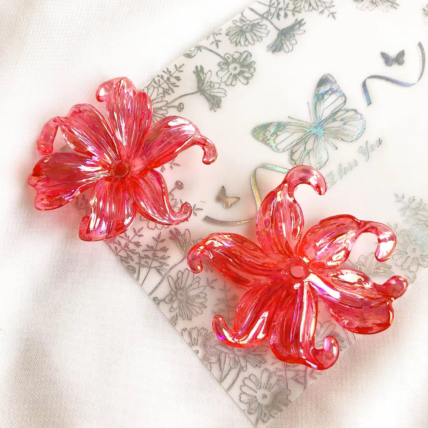 BBB 063 (b) Red Transparent luminous Big Flower Acrylic bead ( 1 pc )