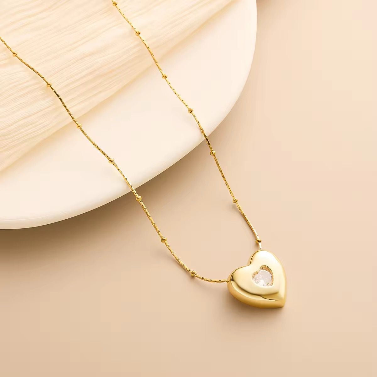 SJ 644 Heart Zircon snake bead Necklace - 18k Gold PVD plated stainless steel - Anti tarnish