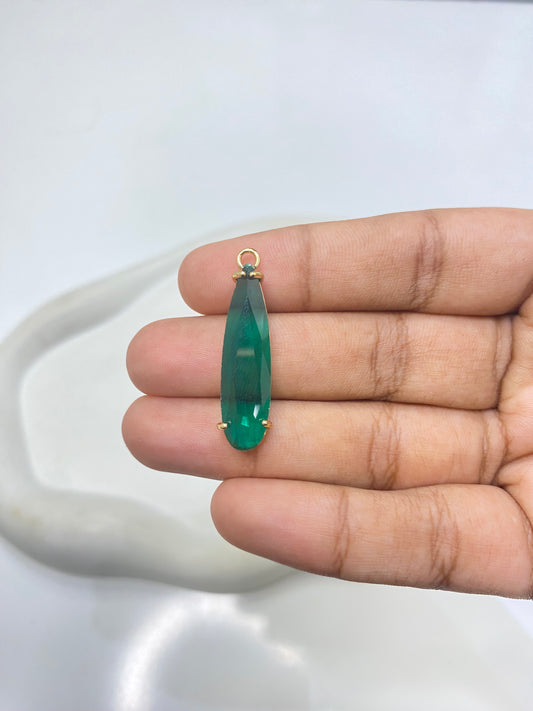 SS 2672 Green Long Teardrop Zircon glass Charm 18k gold plated ( 1 pc ) Anti tarnish ( 32:7 mm )