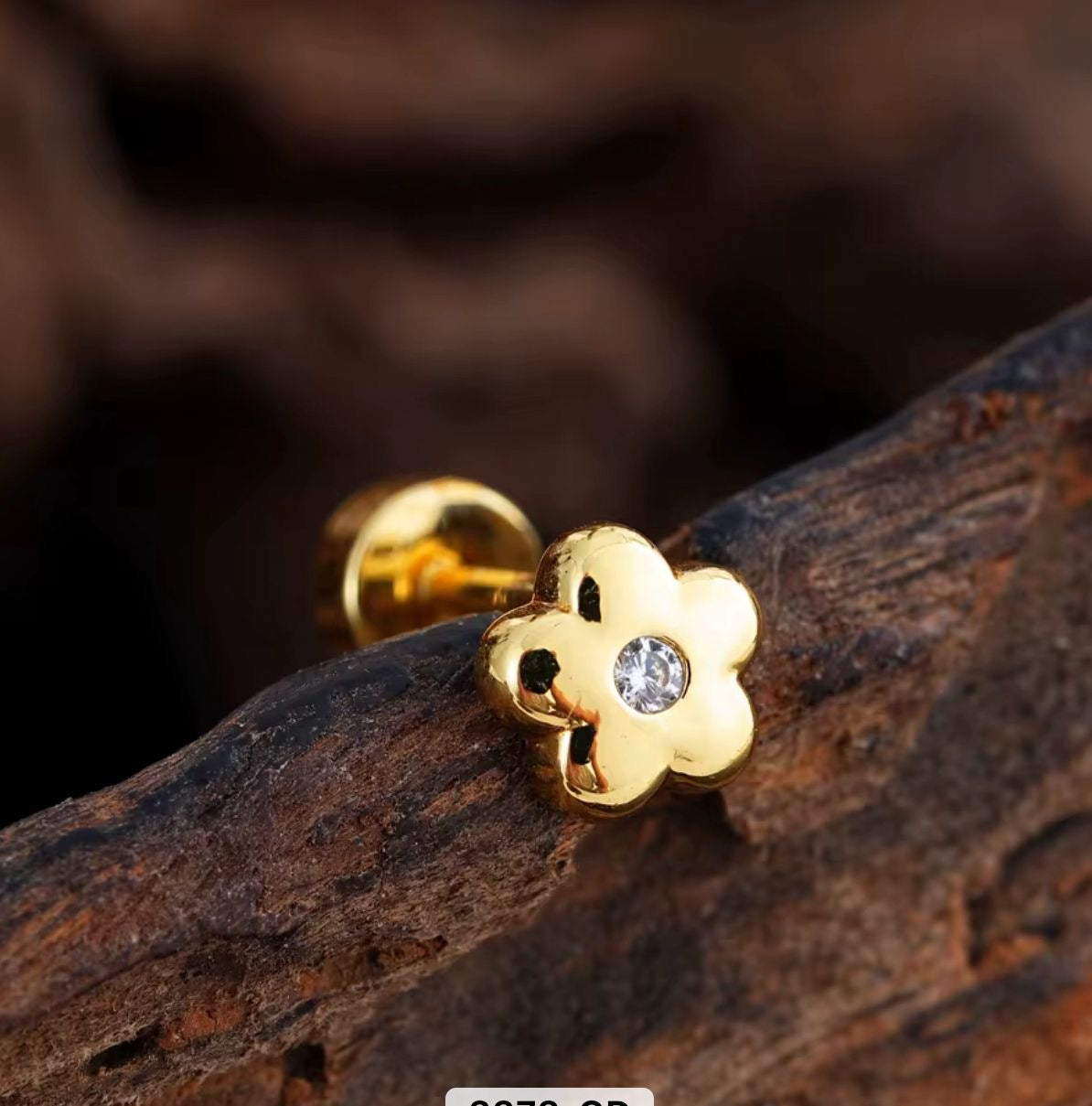 SJ 875 Flower Zircon Cartilage 2nd Piercing Stud ( 1 pc ) - 18k Gold PVD plated stainless steel - Anti tarnish