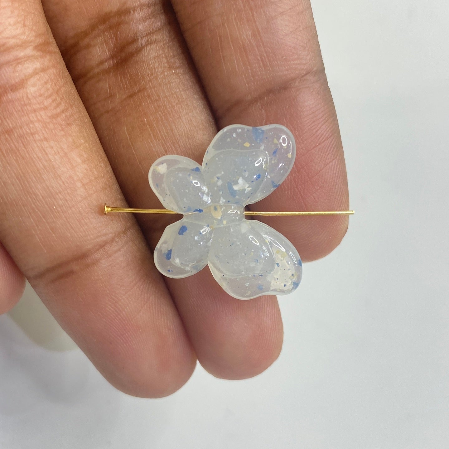 BBB 178 (D) light blue butterfly bead (1PC)