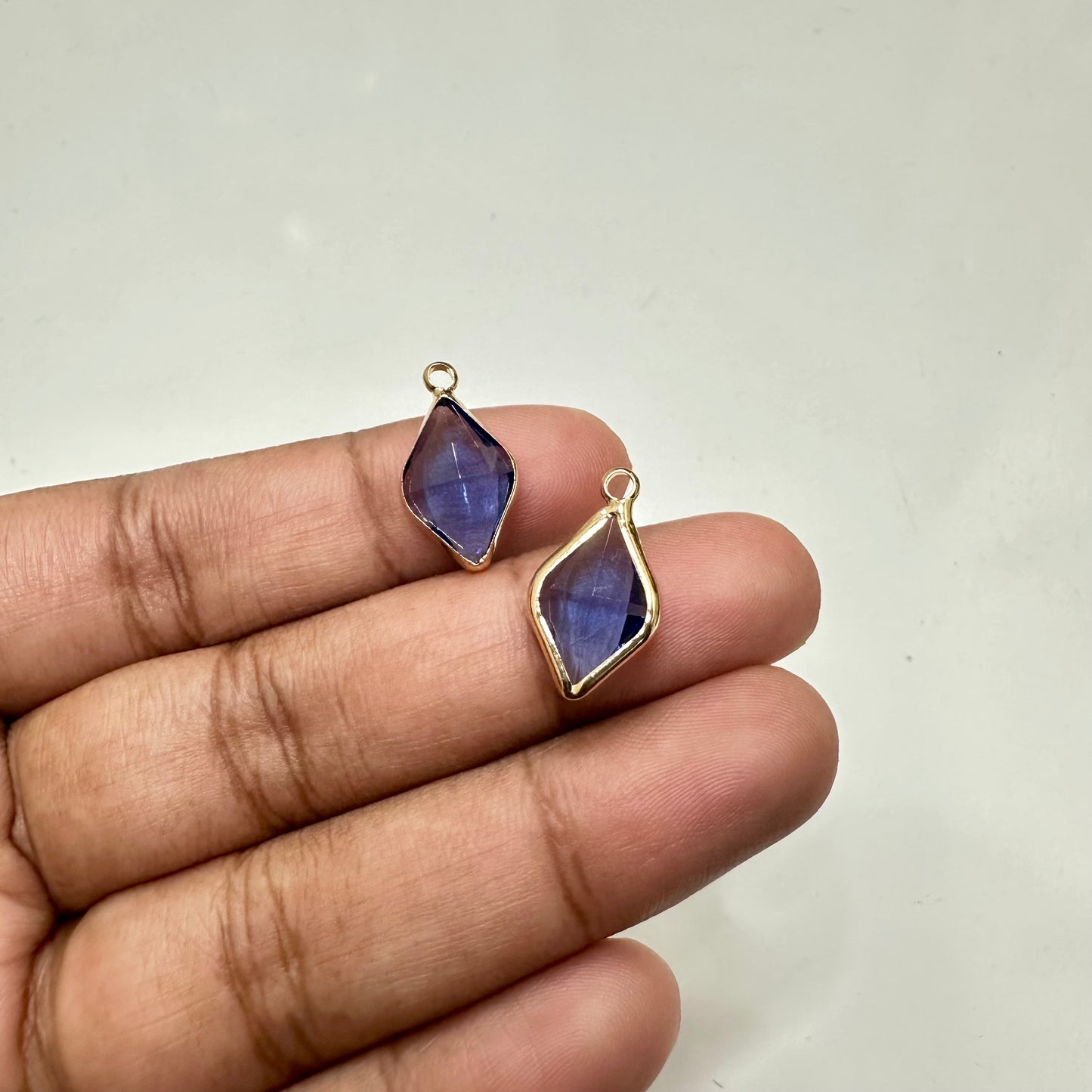 BBB 142 (B) Blue Diamond zircon charm ( 1 pc ) Anti tarnish ( 17:9 mm )