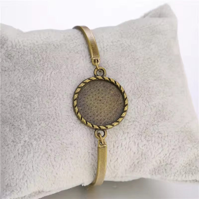 BBB 422 (c) Bracelet Bronze cabochon ( 1 pc ) tarnish resistant