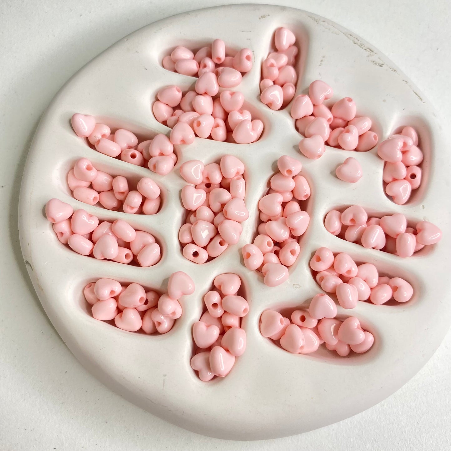 BBB 286 (h) Peach pink Tiny Heart Shiny Bead ( 1 pc ) UV Plated Acrylic ( 6 mm )