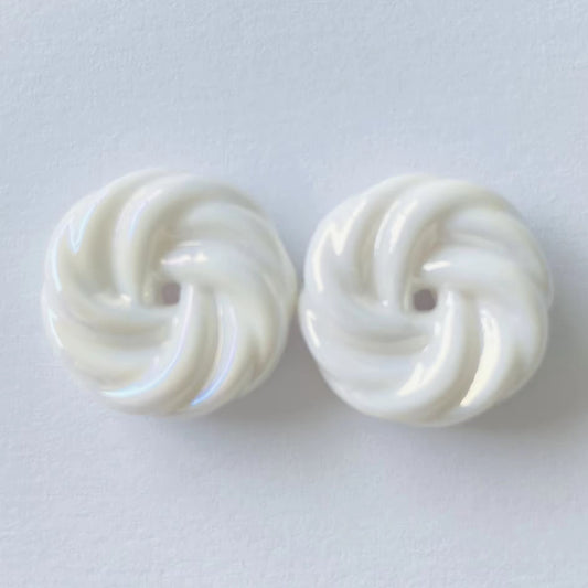 BBB 304 (e) White Holographic Shiny Bead ( 1 pc ) UV Plated Acrylic ( 18 mm )