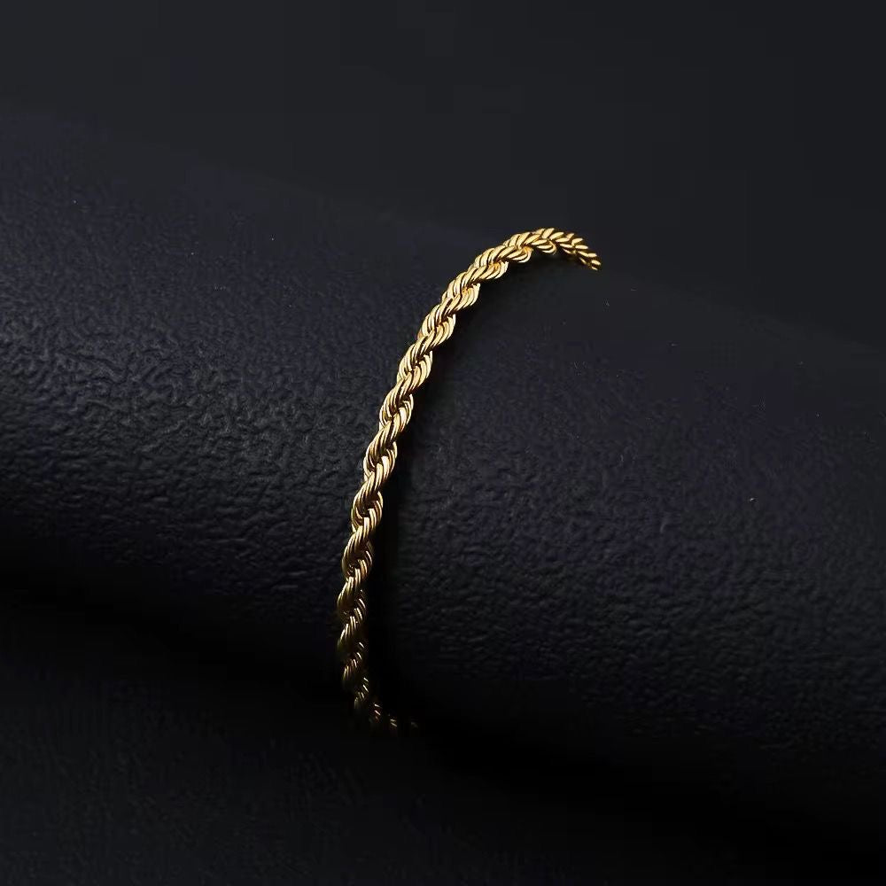 SJ 820 Twisted Bracelet - 18k Gold PVD plated stainless steel - Anti tarnish