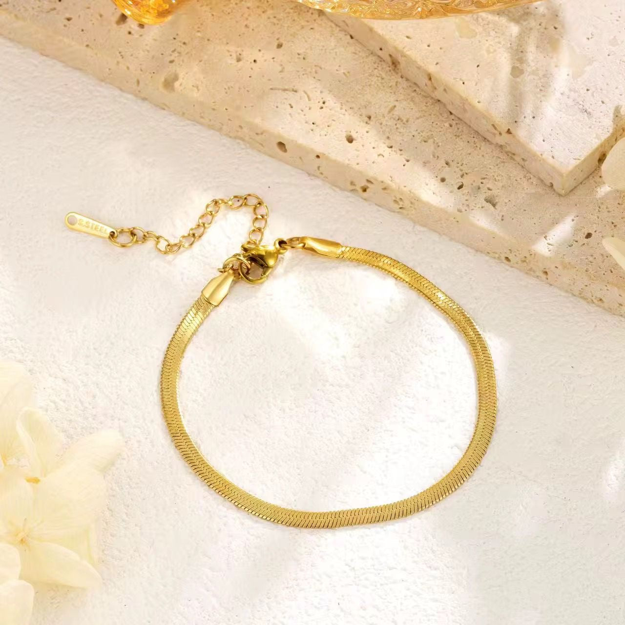 SJ 840 Snake chain 3mm Bracelet - 18k Gold PVD plated stainless steel - Anti tarnish