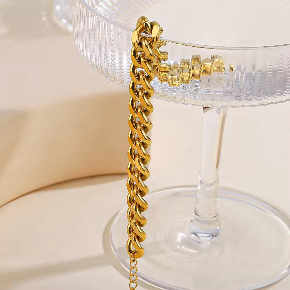SS 269 Thick Cuban Unisex Bracelet - 18k gold plated stainless steel - Anti tarnish - Wholesale