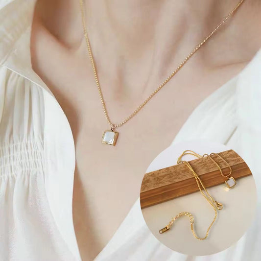 NSJ23E white square Necklace - 18k Gold PVD plated 316 stainless steel - Anti tarnish