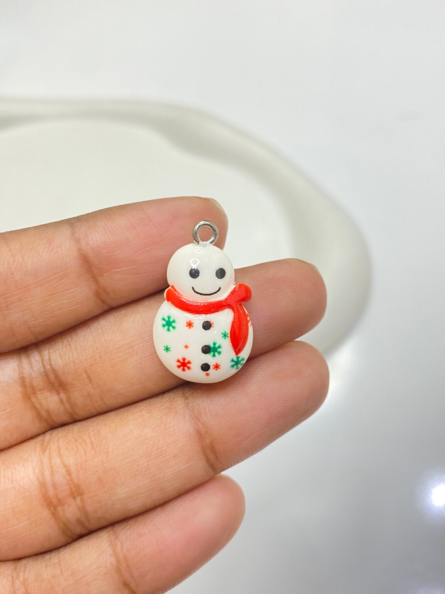 BRC 012 (A) Snowman resin charm with hook ( 1 pc )