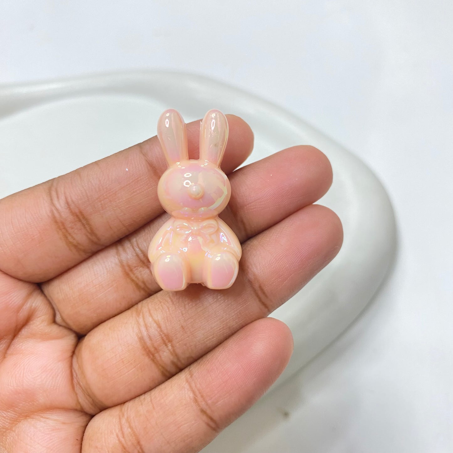 BBB 128 (D) Rabbit uv plated shiny irrediscent Acrylic bead (1PC)