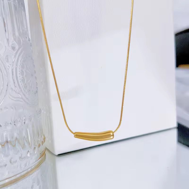 SJ 645 Modern Eggplant shape Necklace - 18k Gold PVD plated stainless steel - Anti tarnish