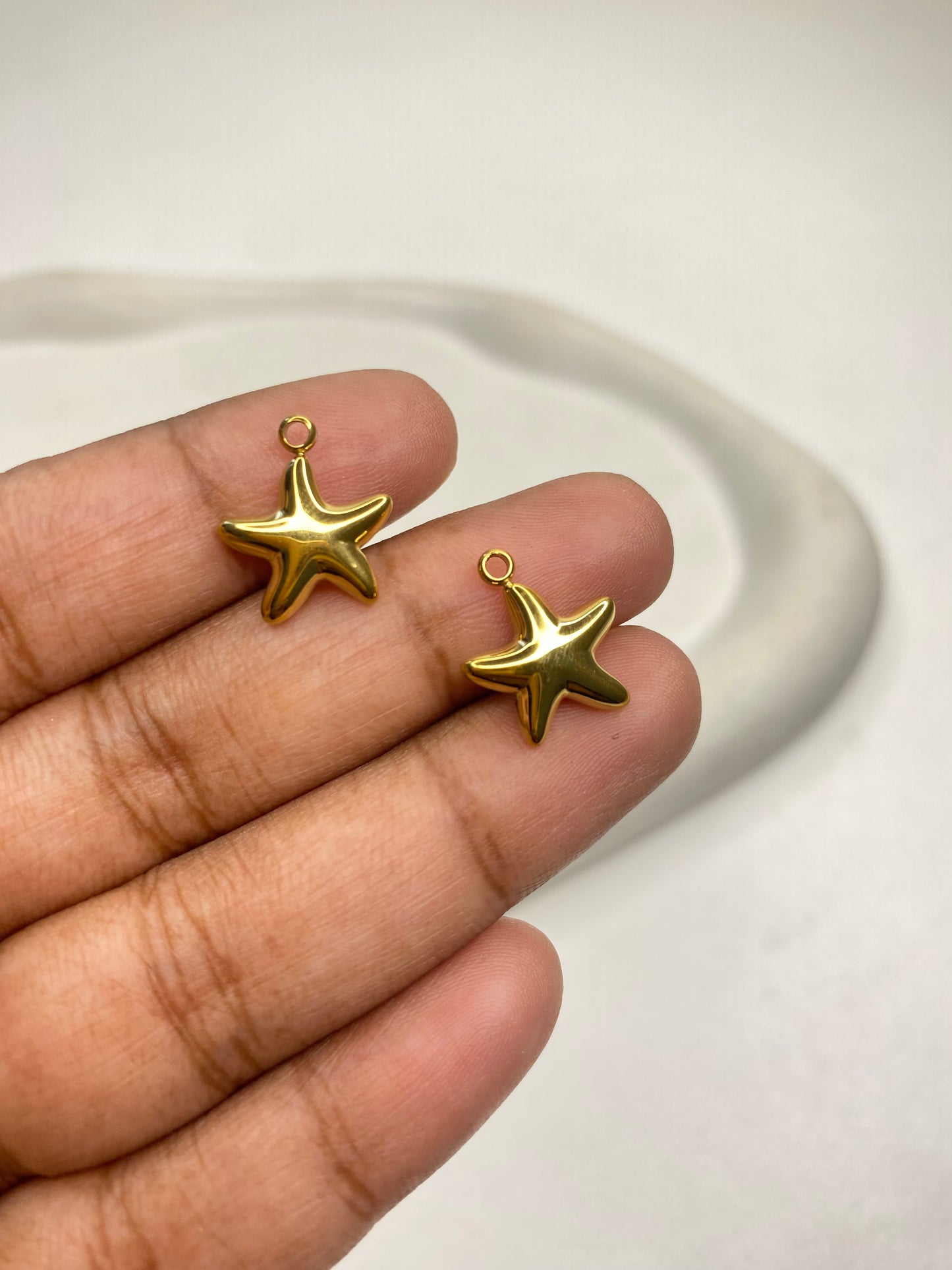 SS 2866 Star Fish 18K Gold plated stainless steel ( 1 piece ) Anti tarnish ( 13:15 mm )