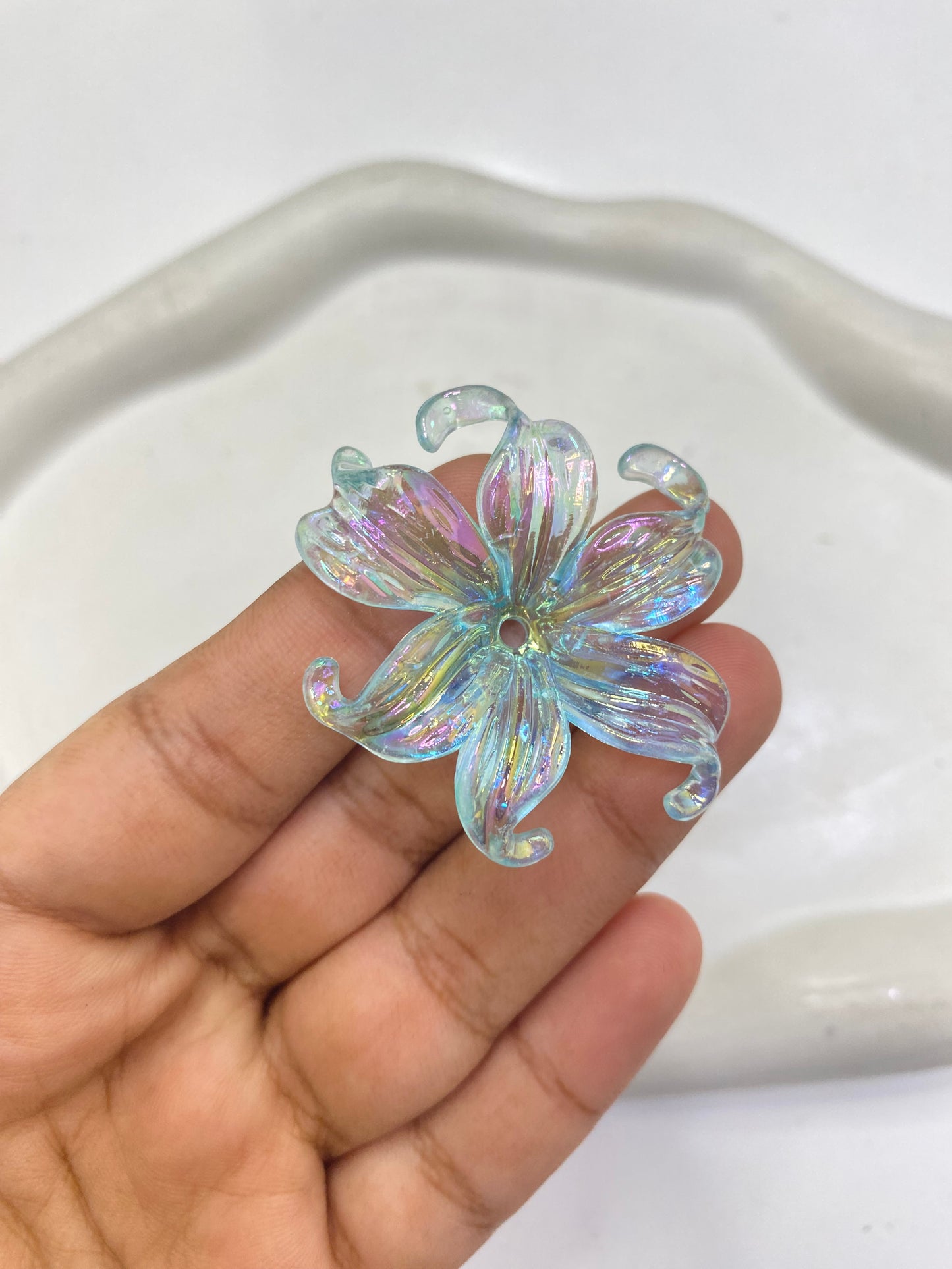 BBB 063 (c) Light blue Transparent luminous Big Flower Acrylic bead ( 1 pc )