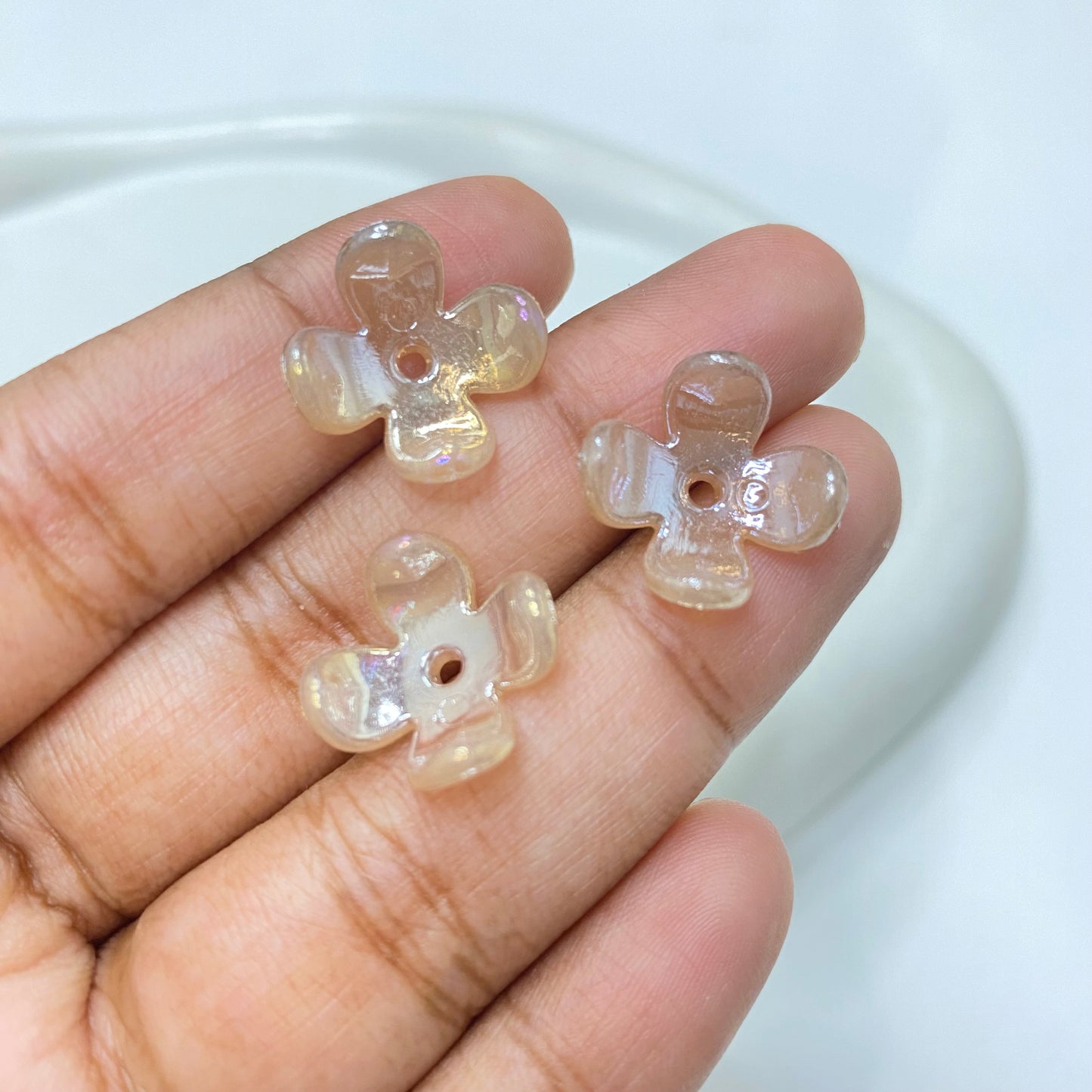 BBB 121 (J) Four petal uv plated shiny irrediscent Acrylic flower bead (1PC)
