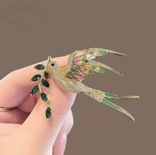 BR05C Elegant Green Stone Hummingbird Brooch ( 1 PC ) Anti Resistant