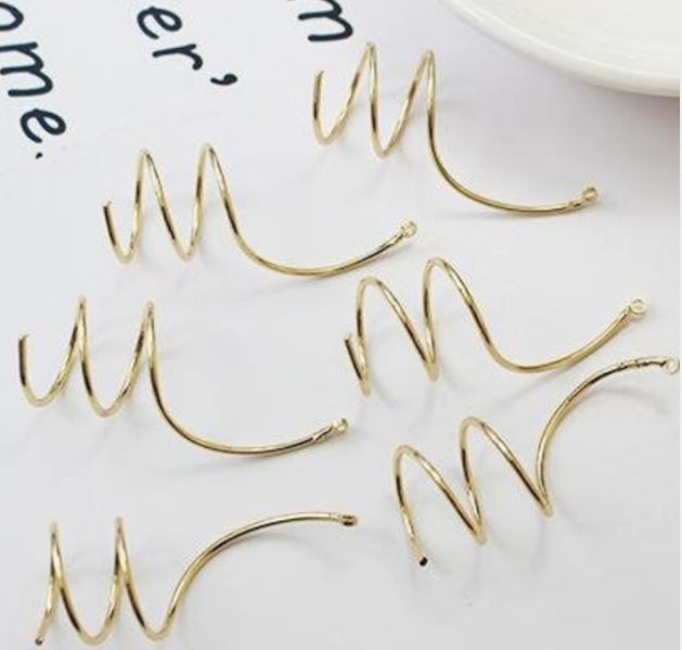 SS 520 Long ear wire c - gold plated