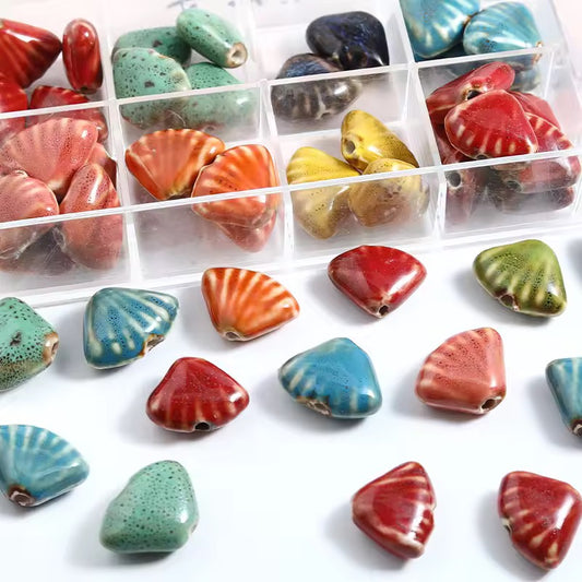 BBB 216 (i) Cream stripe Fan Shell Porcelian Ceramic bead ( 1 pc ) High Shine ( 18:23 mm )