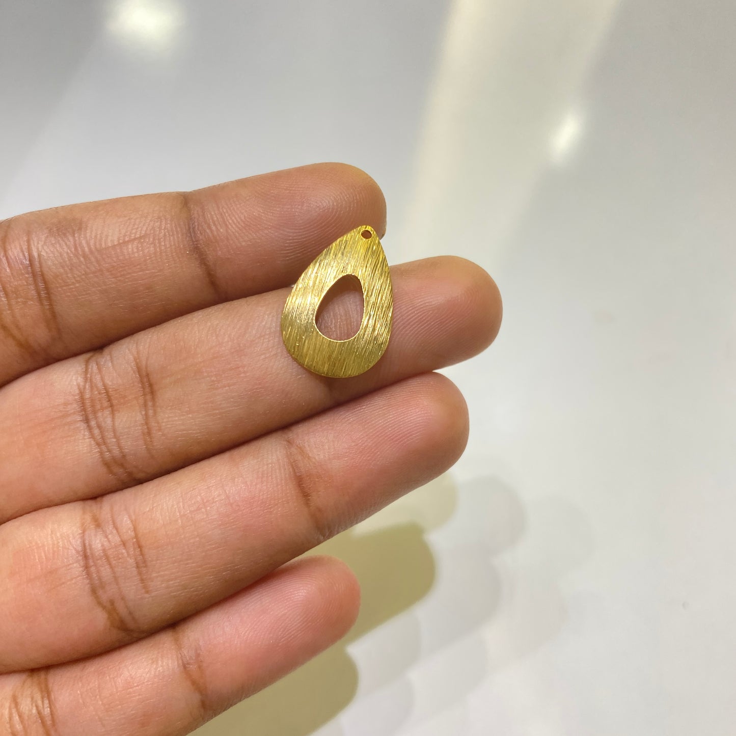 SS 1068 Textured Drop charm