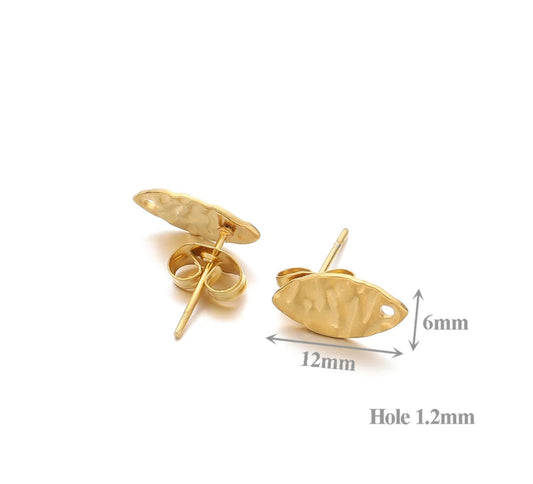 SS 1188 - petal stud - 18k gold PVD plated stainless steel - per pair - anti tarnish