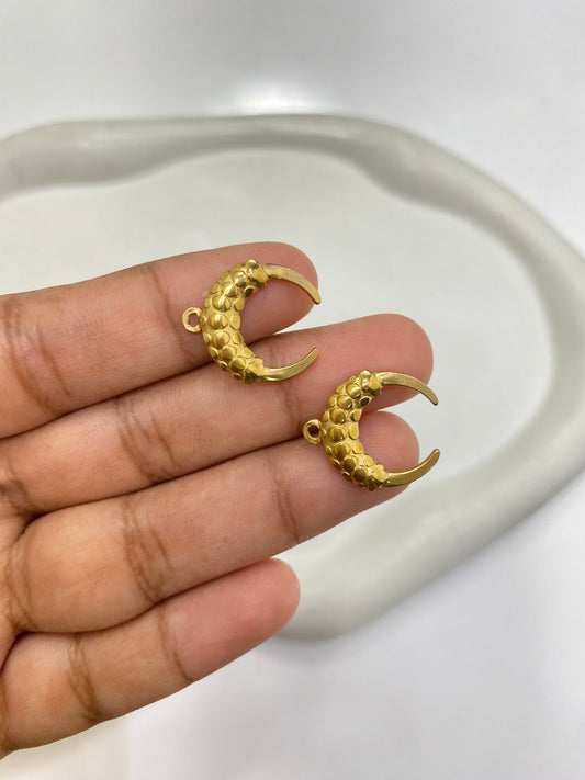 SS 2441 - Moon charm 18k gold  plated Stainless steel ( 1 pc ) Anti tarnish