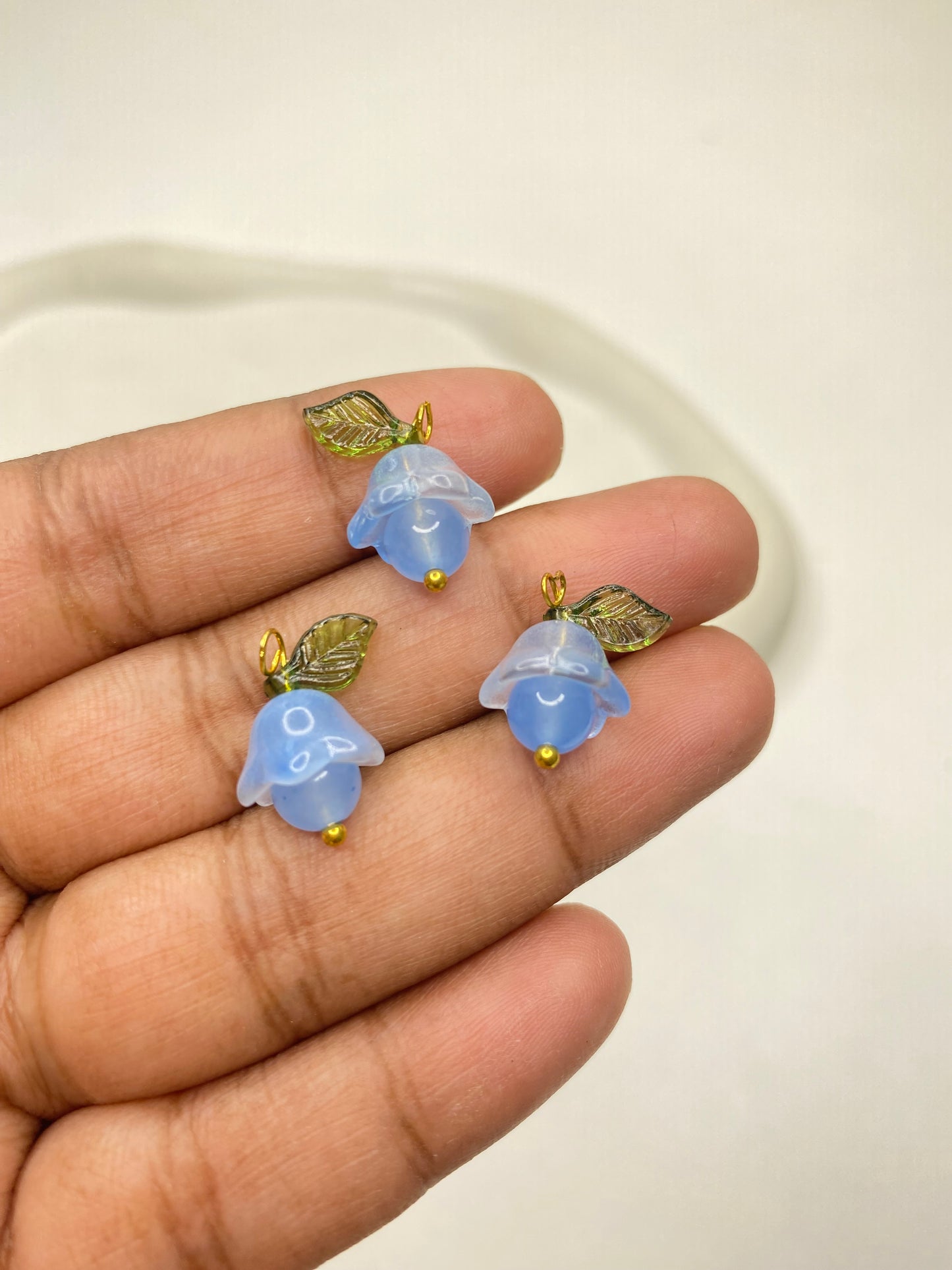 BBB 200 (d) Blue Tulip Bell flower glass bead charm ( 1 pc ) ( 17:10 mm )