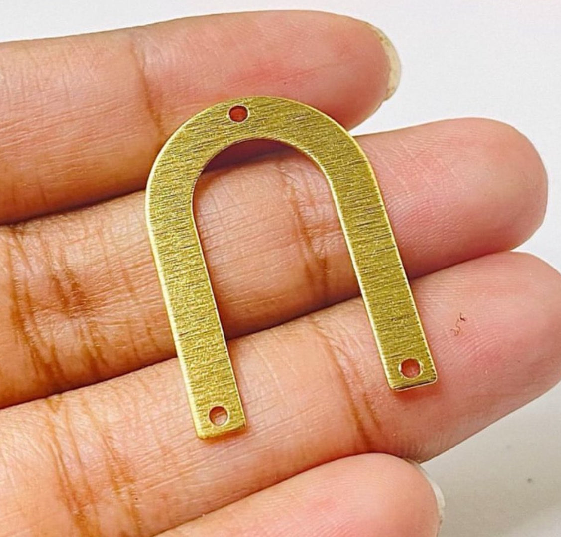 SS 1  Textured U shape connector