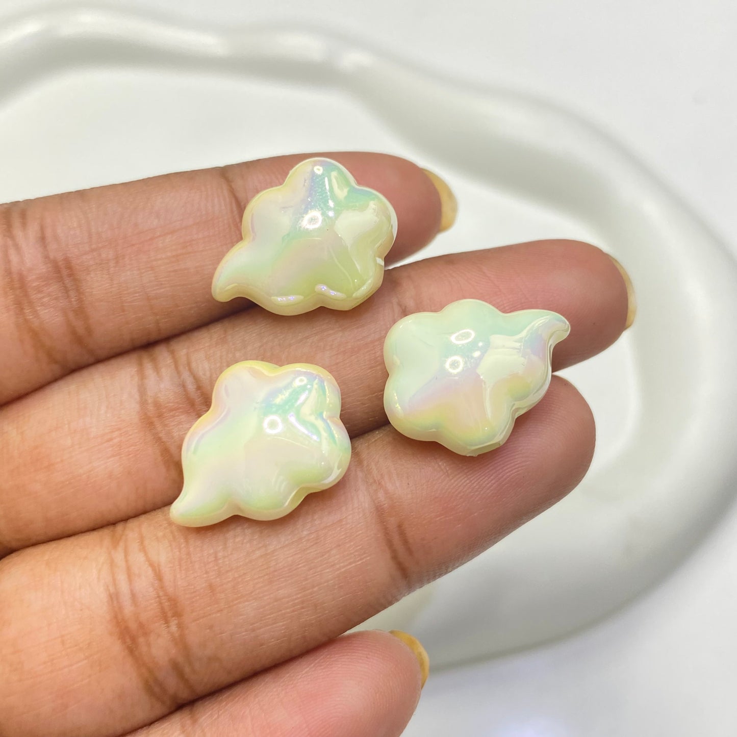 BBB 177 (F) Rainbow yellow iridescent cloud Acrylic bead (1PC)