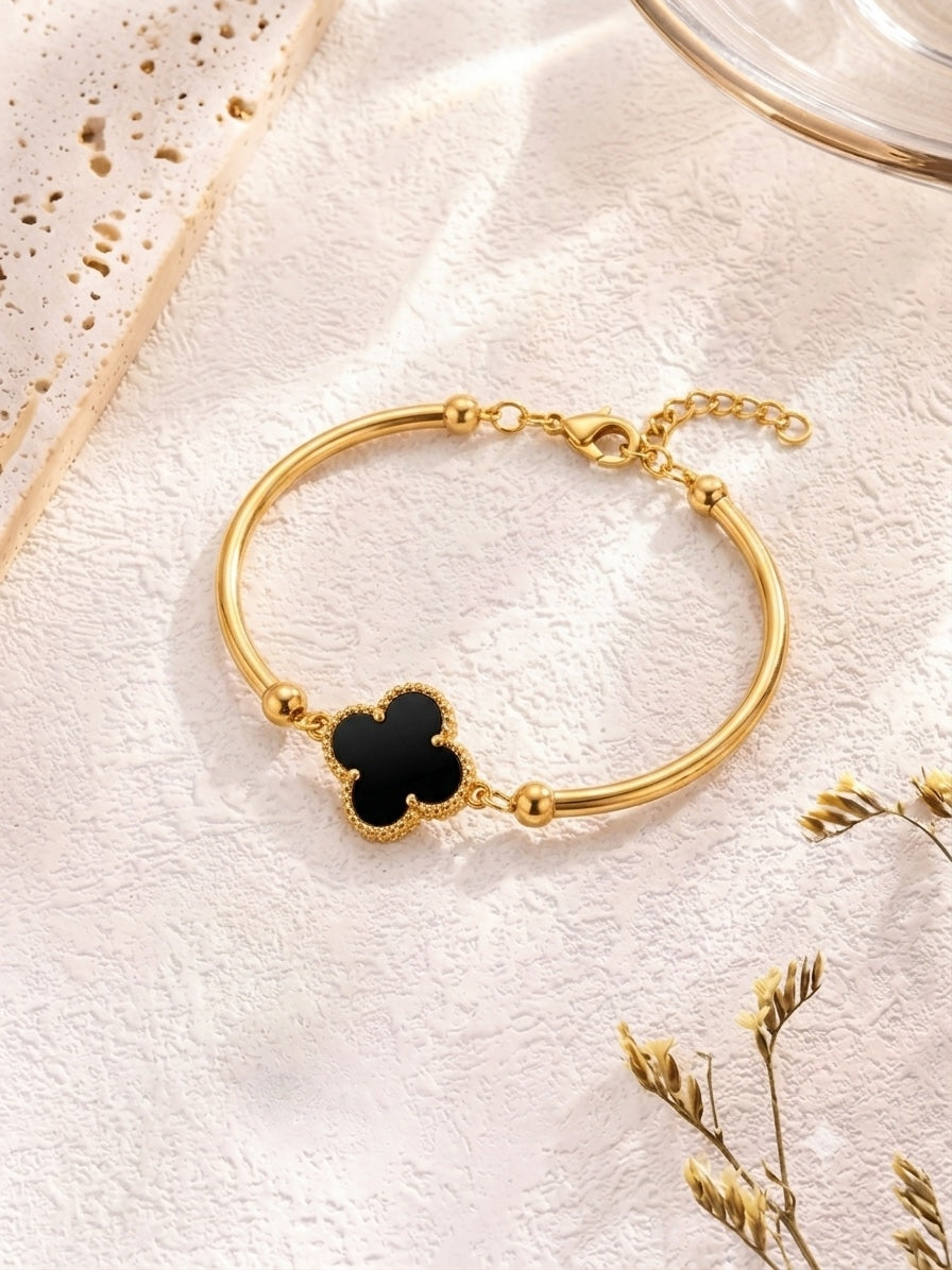 BSJ16B Black Clover bracelet - 18k gold PVD plated