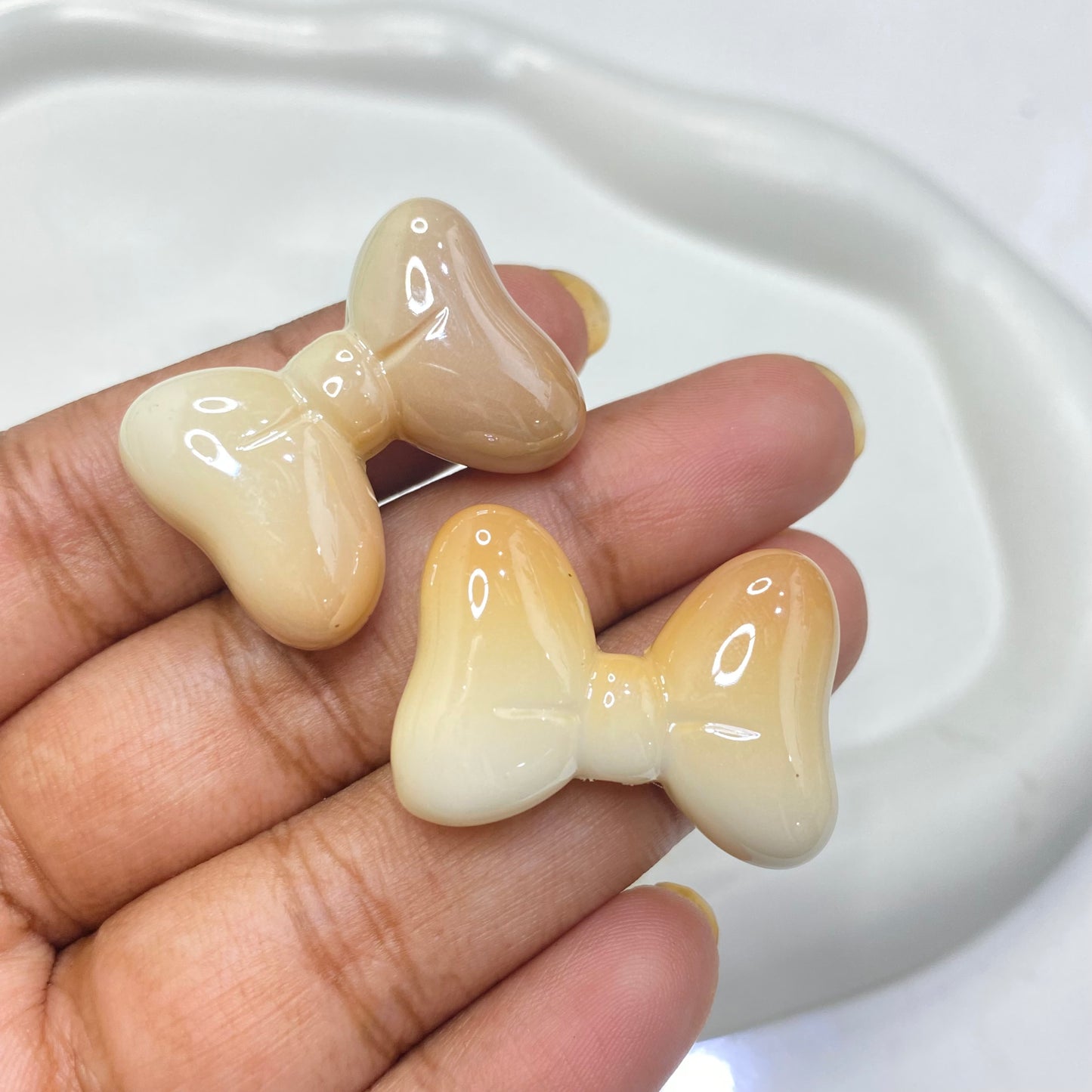 BBB 173 (F) coffee brown dual iridescent big bow Acrylic bead (1PC)