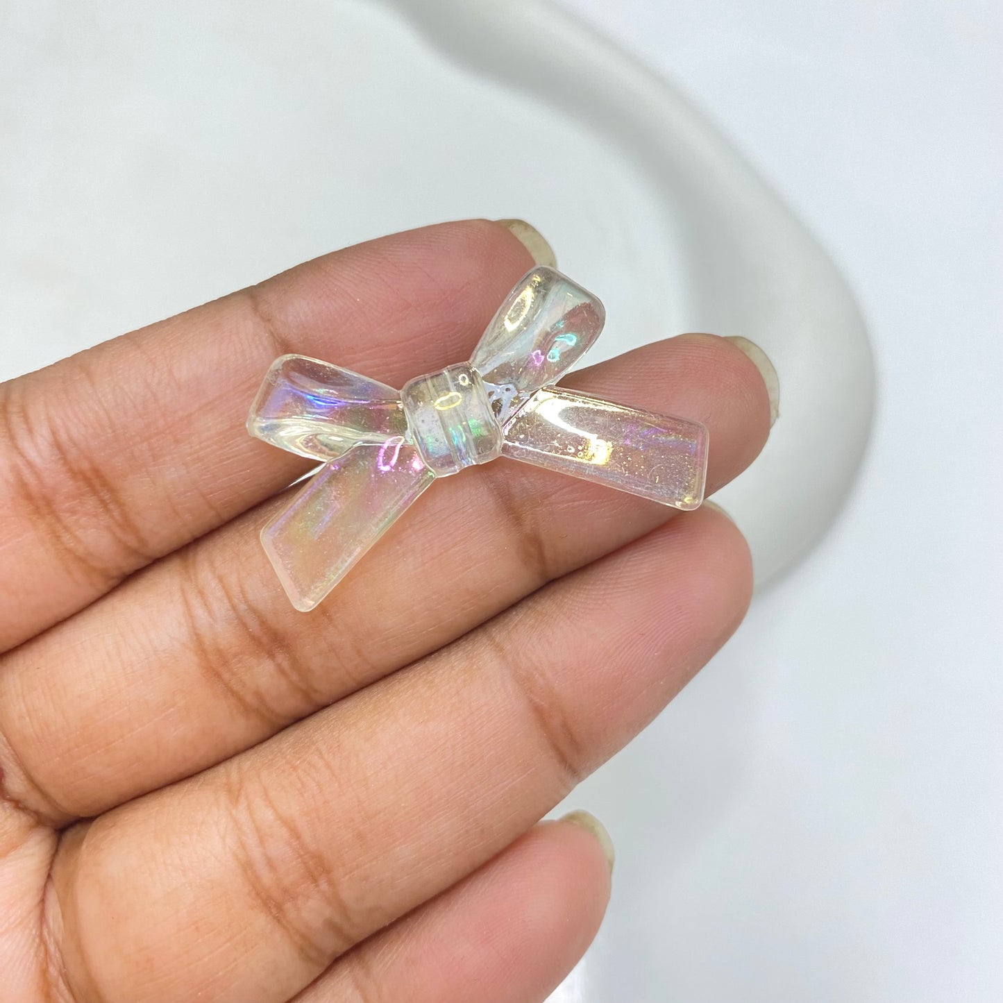 BBB 137 (H) clear Thin strip bow Luminous shiny Acrylic bead ( 1 pc )