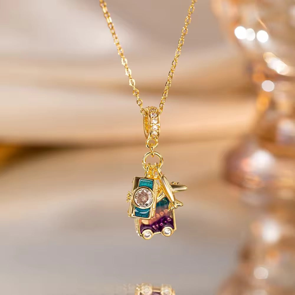 SJ 225 Around the world travel necklace -18k gold plated stainless steel - Anti tarnish