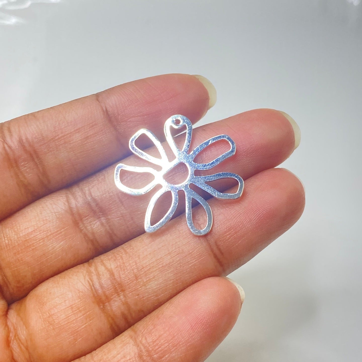 SS 274 Floral silver plated charm