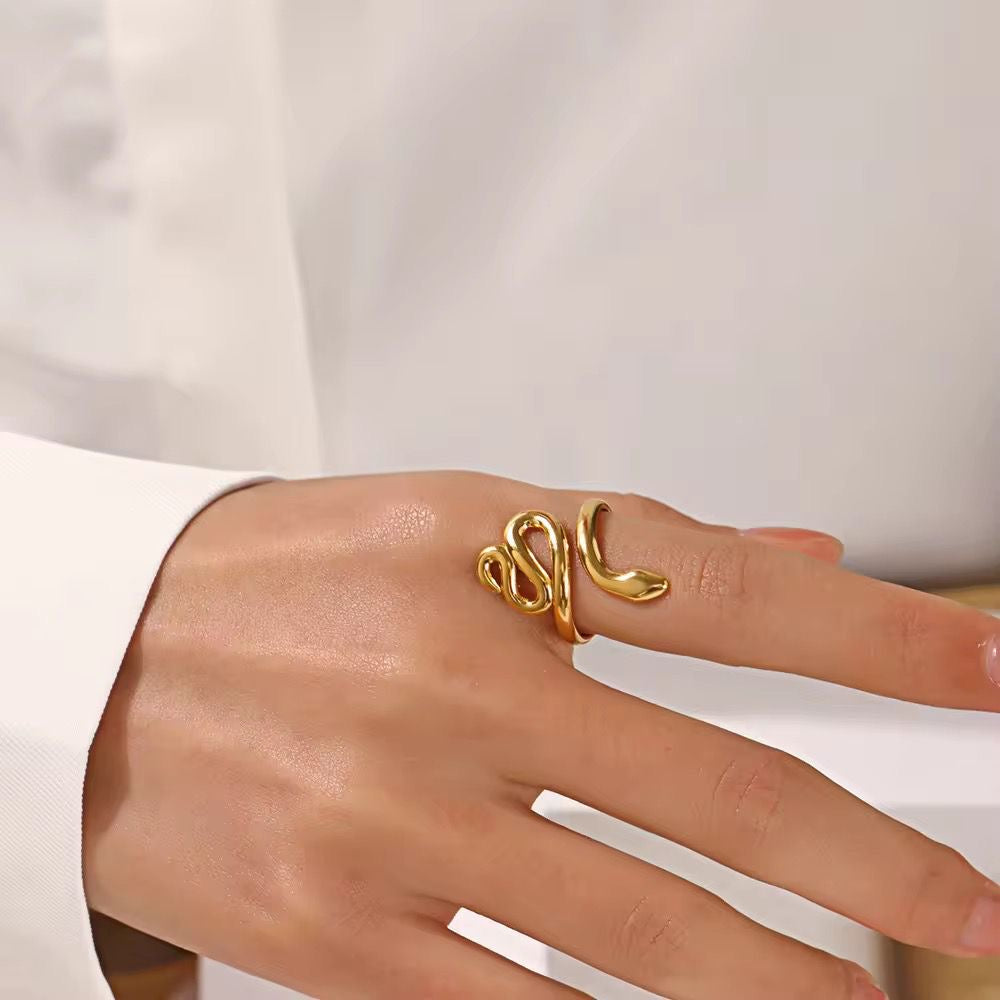 SJ 605 Snake ring adjustable - 18k Gold PVD plated stainless steel - Anti tarnish