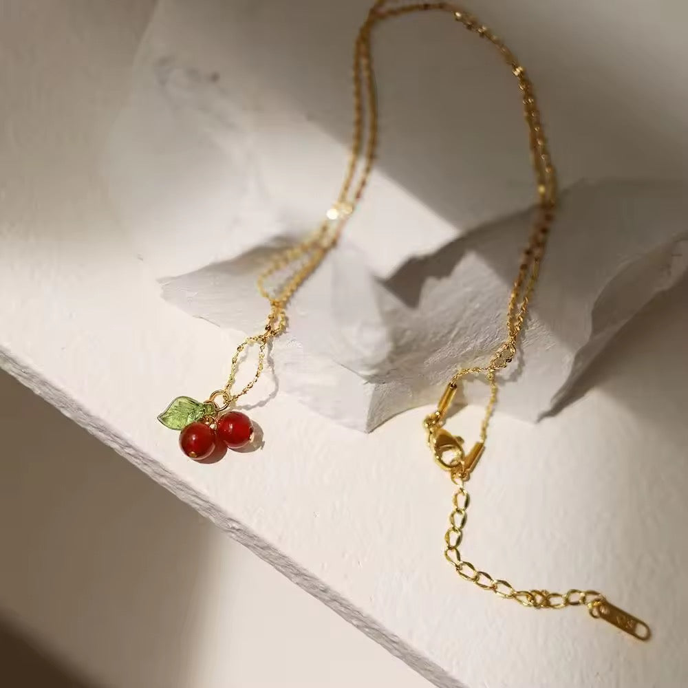 SS 185 Cherry Necklace - 18k gold plated stainless steel - Anti tarnish - Wholesale