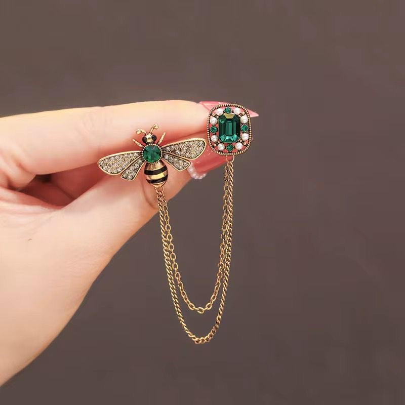 BR 68 Vintage style Tassel Zircon Brooch ( 1 PC ) Anti Resistant