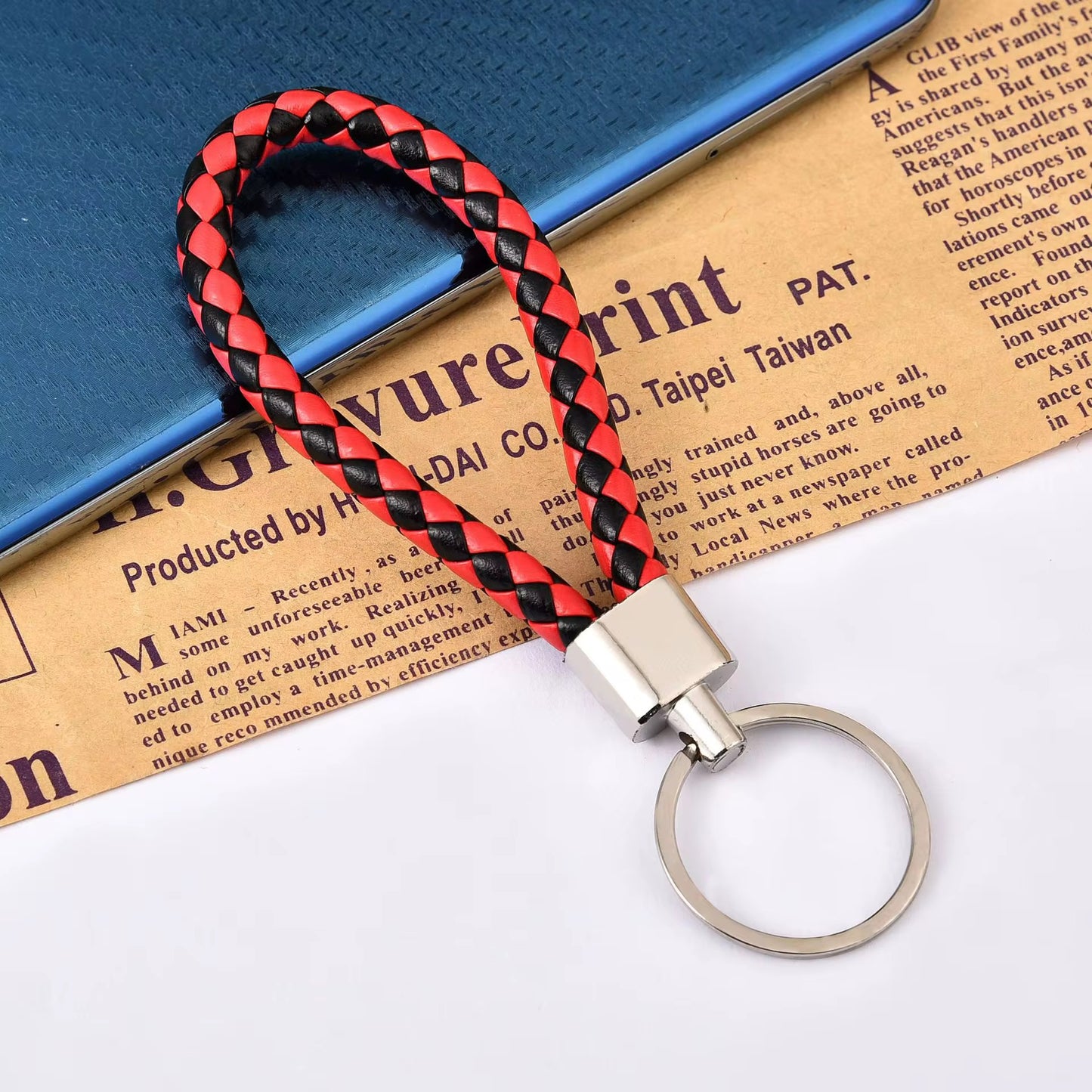 BBB 270 (k) Red and Black Clipper Keychain Vintage Leather - buckle keychain tag ( 1 pc ) ( 15 cm )