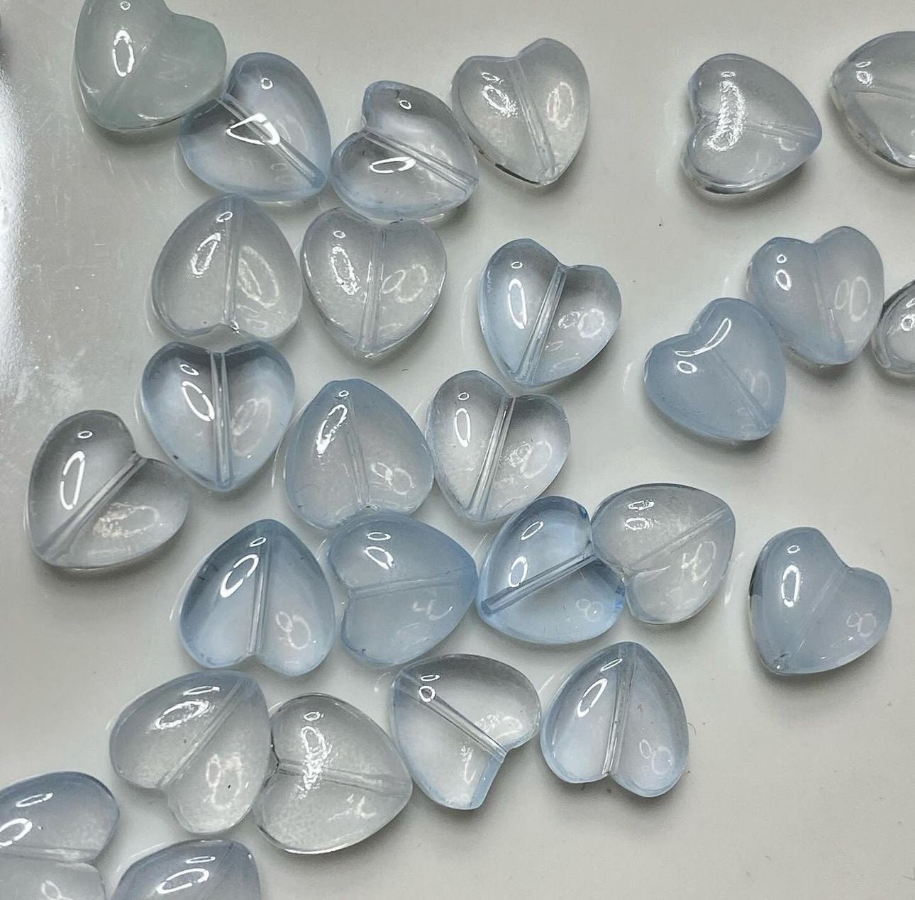 GB 1046 - light blue glass bead - per piece