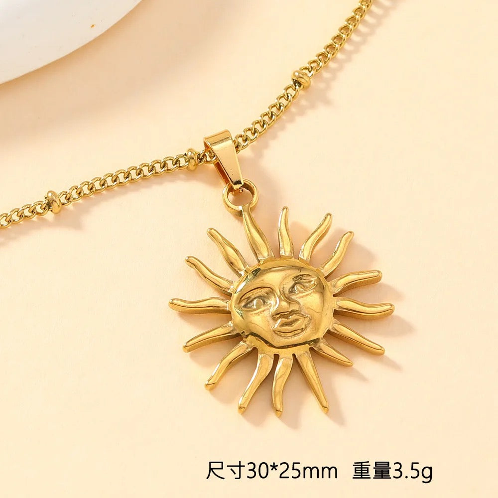 SS 1895 Sun Stainless steel charm with pendant bail ( 1 pc ) Anti tarnish