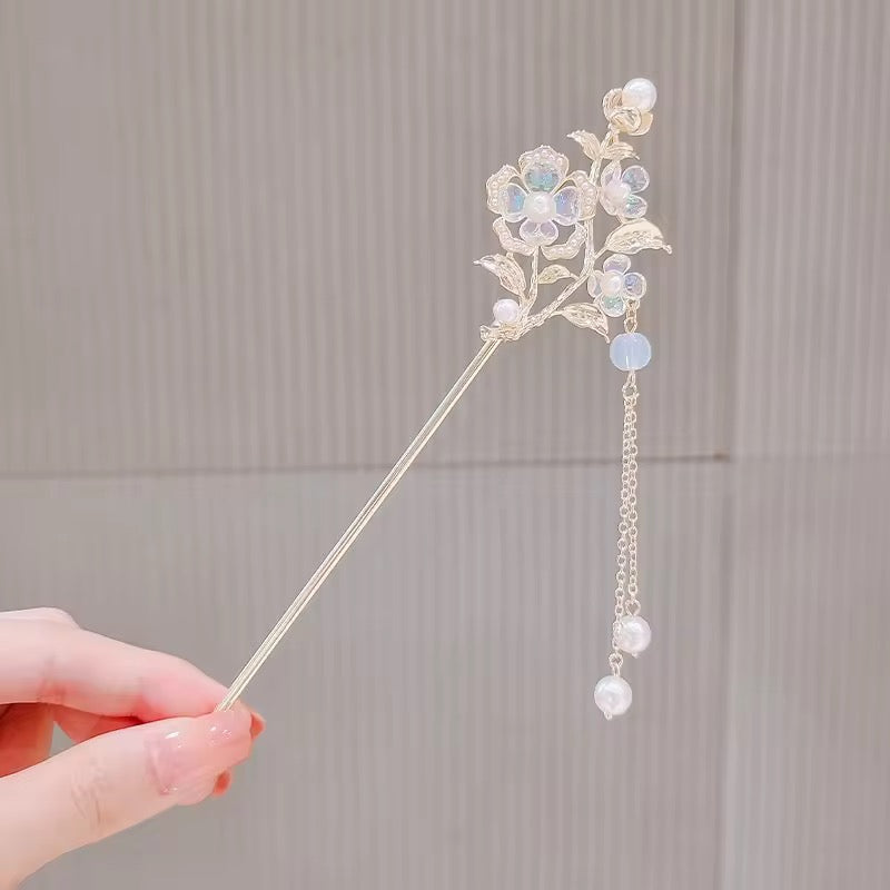 HA 25 Elegant White Floral Hair Stick with Dangling Tassel Drop - Retro korean Style ( 1 pc )