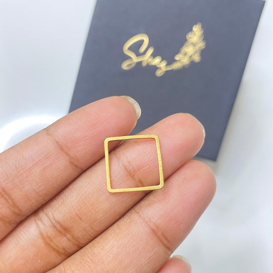 BC02T Hollow square 15 mm Charm ( 1 pc ) raw brass