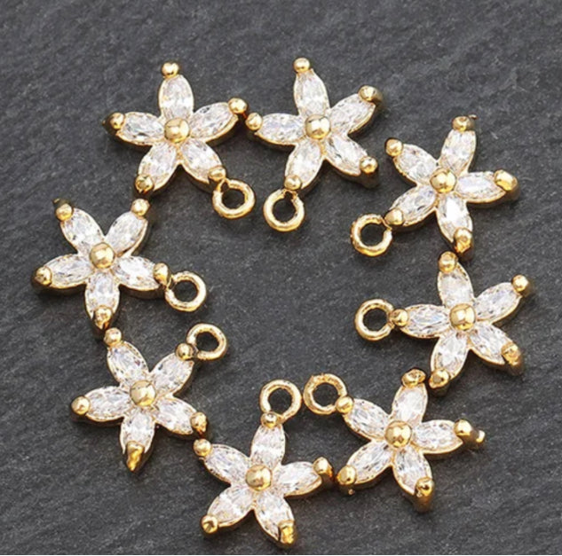 SS 449 Tiny flower charm - gold plated zircon crystal - per piece - anti tarnish
