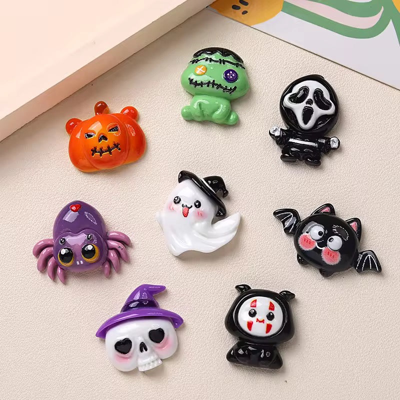 BBB 076 (f) Spooky Halloween themed resin charm ( 1 pc ) with / without Hook