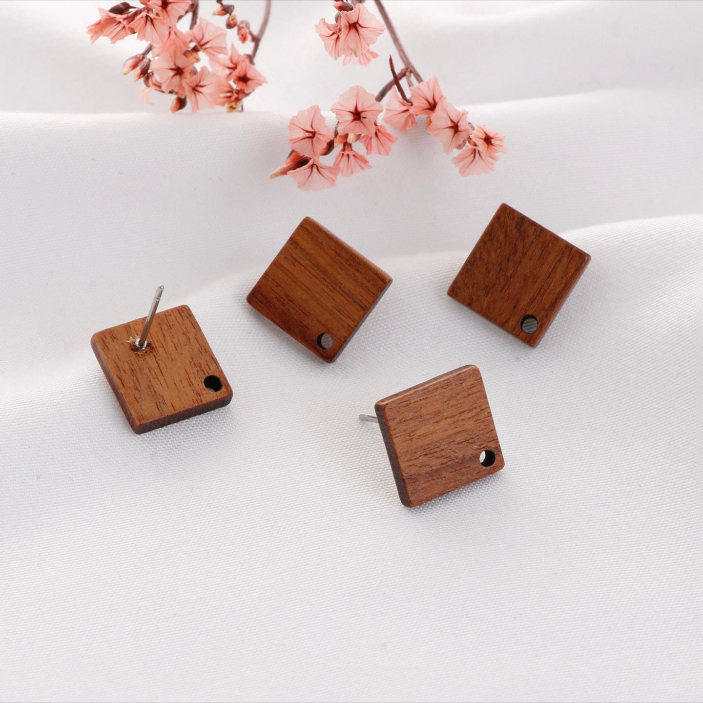 SS 797 wood post per pair