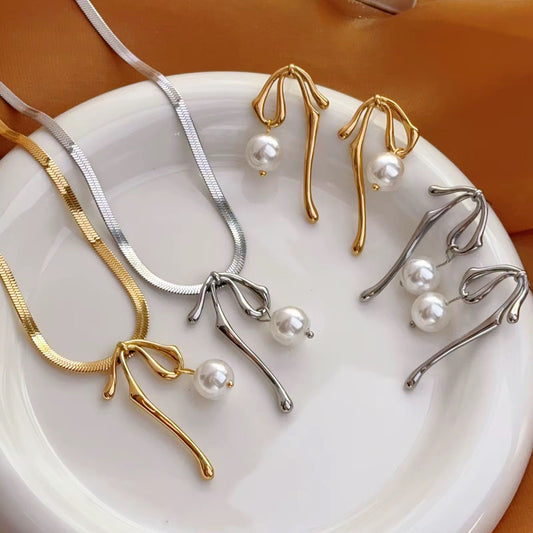 SJ 1162 Gold Necklace and earrings - 18k Gold PVD plated stainless steel - Anti tarnish