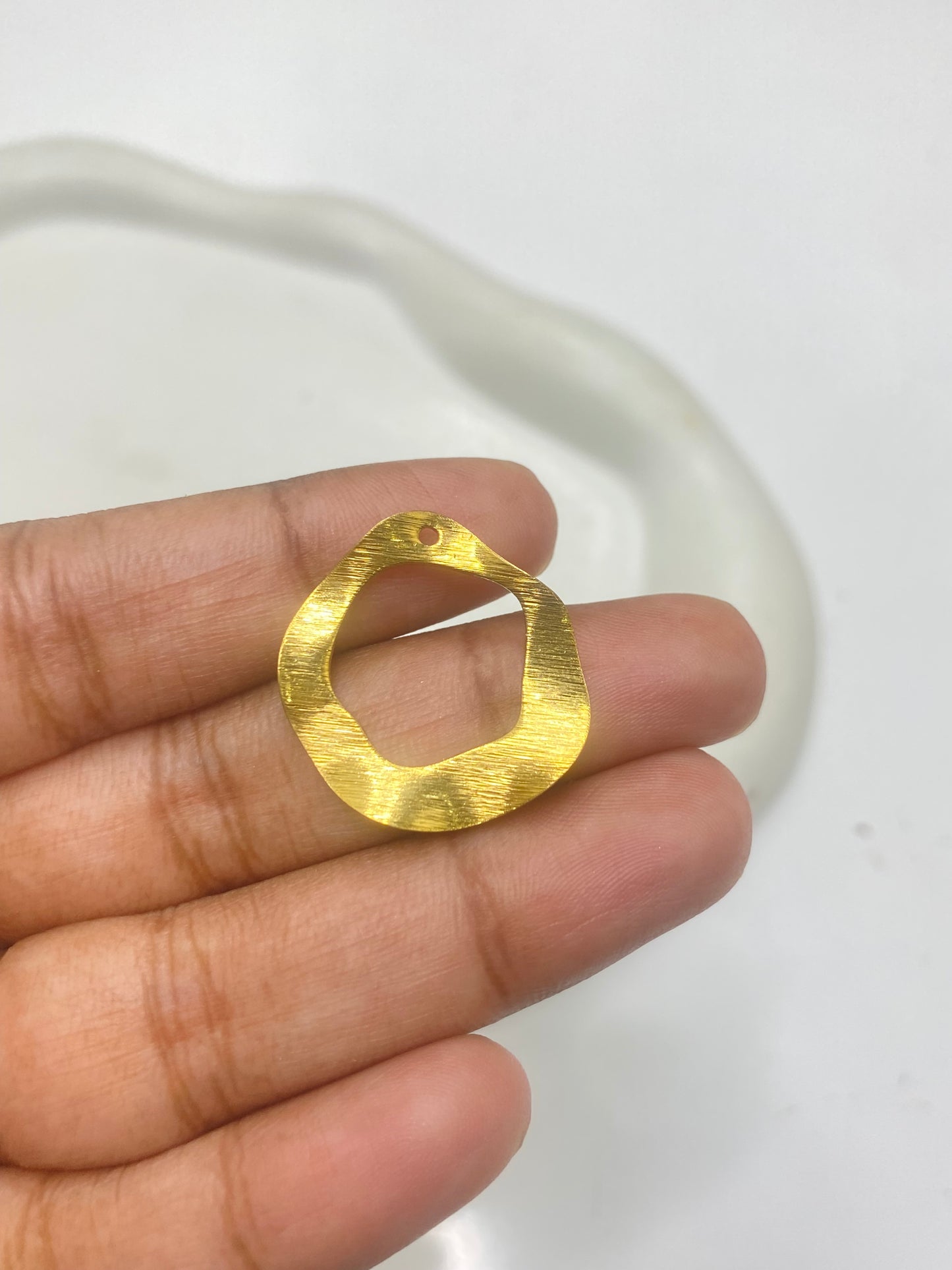 B 2314 Wavy Round Hollow charm ( 1 pc )